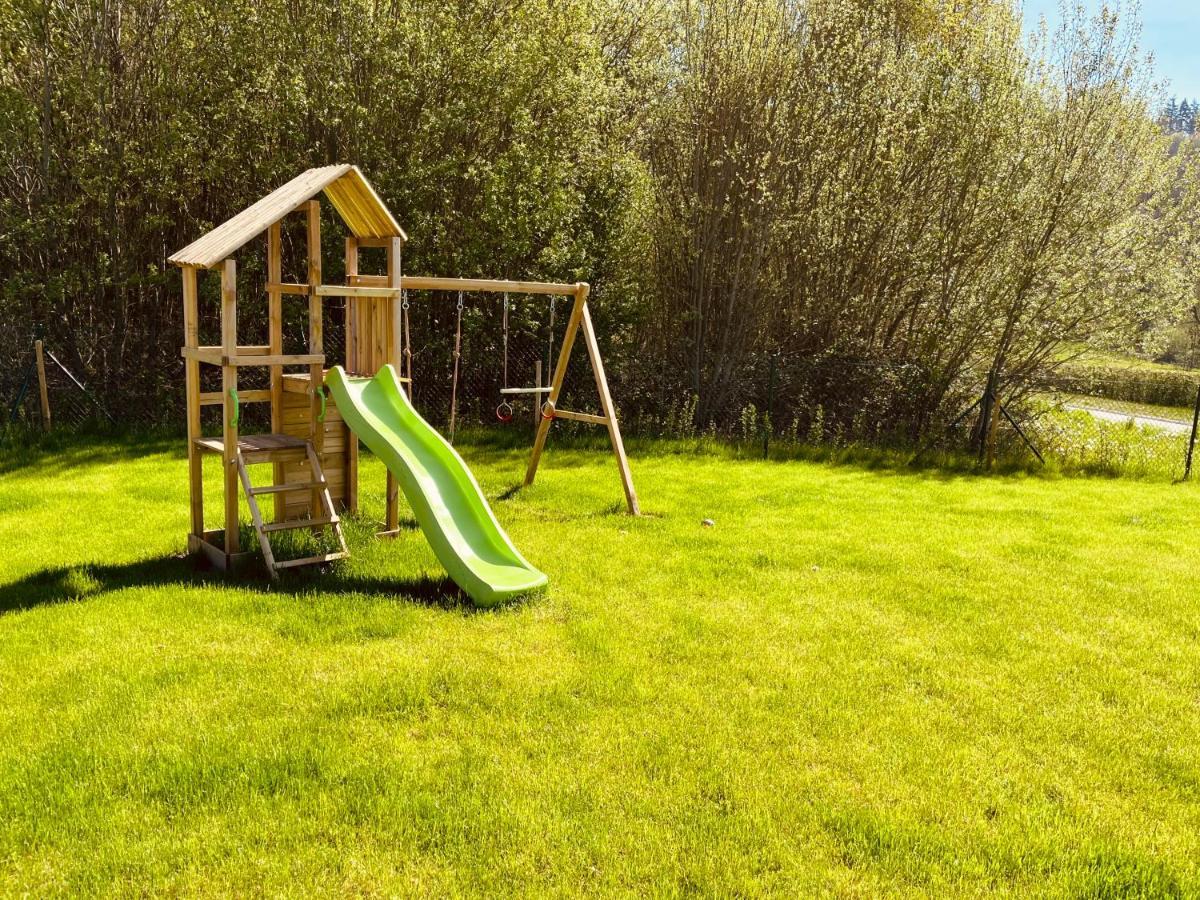 Maison Familiale A דינאן מראה חיצוני תמונה