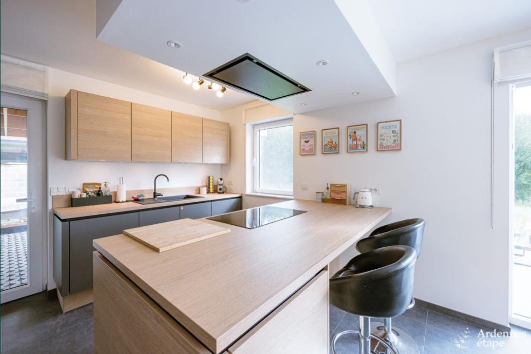 Maison Familiale A דינאן מראה חיצוני תמונה